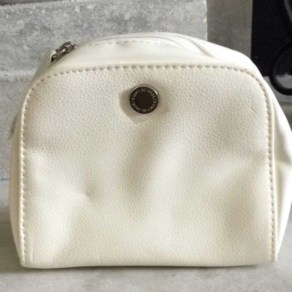 La Mer white pebble makeup bag NIB